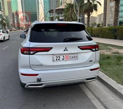 ميتسوبيشي اوتلاندر